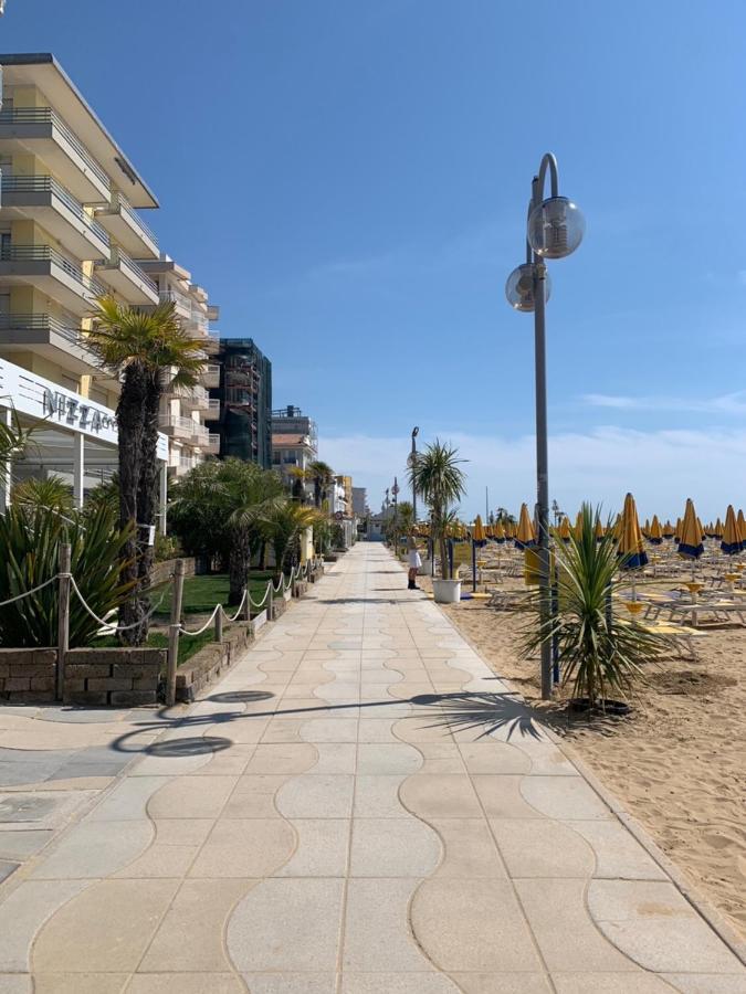 Jesolo Design Apartments - New 2025 - Central Near The Beach Exterior foto